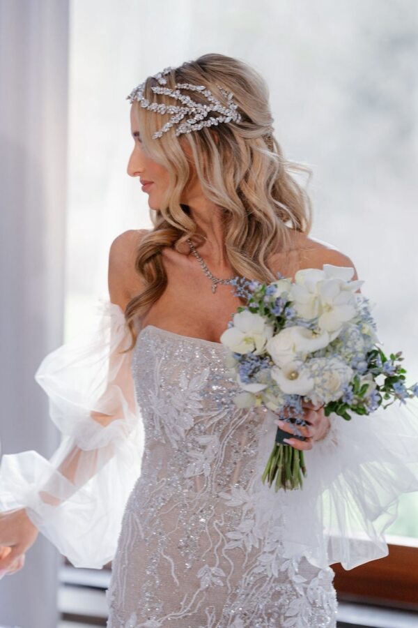 Winter Wonderland: Braut in einem funkelnden Brautkleid