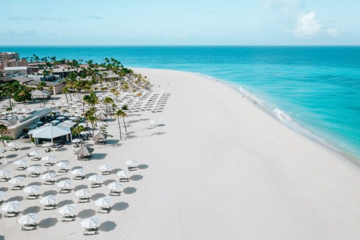 Romantische Auszeit auf der Insel der Glückseligkeit – Aruba