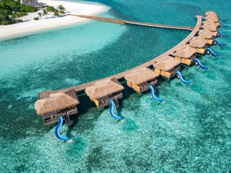 Gross-AQUA-SUITE-SLIDE-aerial-1200x900-1