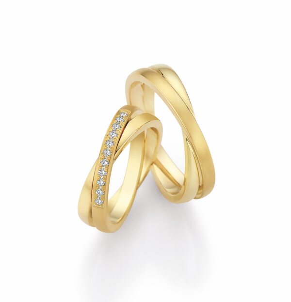 Collection Reusch: Trauringe aus Gold und Diamanten