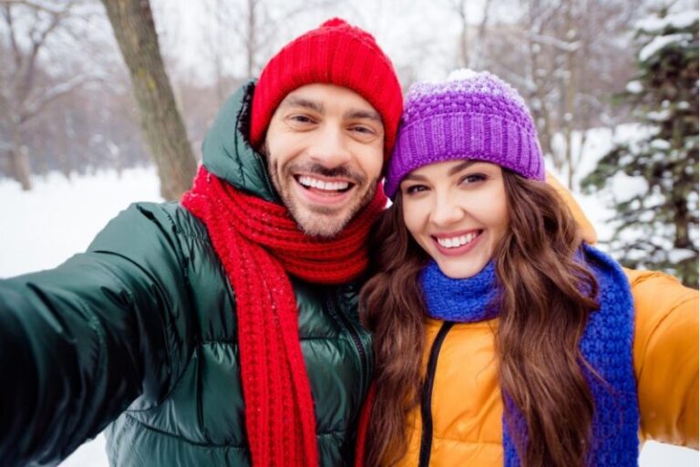 Flittern in Schneeschuhen? So geht Zweisamkeit direkt an der Piste deagreez-stock.adobe_-800x533-1