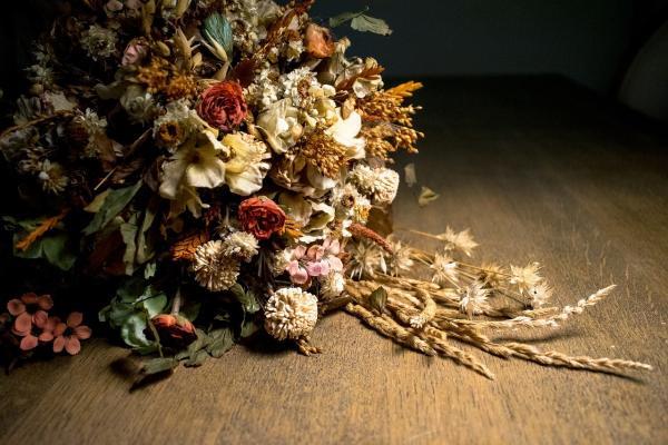 dried-flowers-1680390_1280-600x400-7