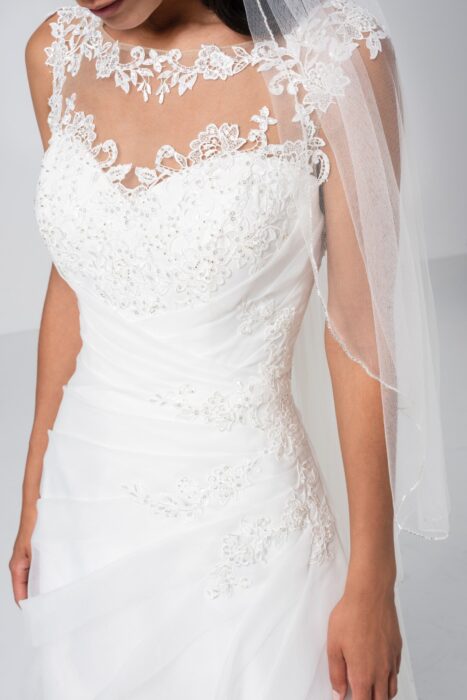 Brautkleid in A-Linie mit Illusion-Ausschnitt, bestickter Spitze und Drapierungen von Weise Be The One, Modell 337722