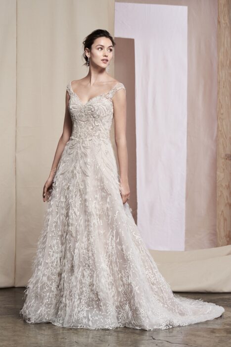Brautkleid in A-Linie mit herzförmigem Ausschnitt, Strass- und Perlenstickereien sowie Federschmuck von Justin Alexander Signature, Modell 99085 Hazel