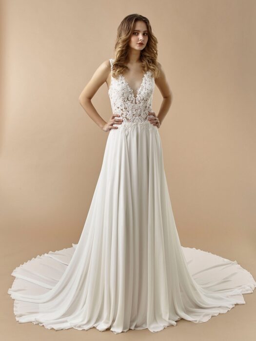 Brautkleid in A-Linie mit transparentem Spitzentop, Plunge-Ausschnitt, fließendem Rock und Schleppe von Beautiful Bridal, Modell BT 20-06
