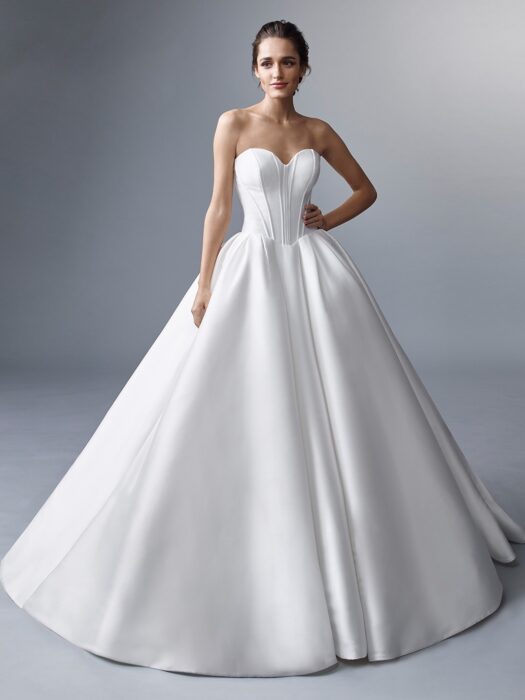 Clean Chic-Hochzeitskleid im Duchesse-Schnitt mit trägerlosem Sweetheart-Ausschnitt von Elysée Atelier, Modell Merteuil