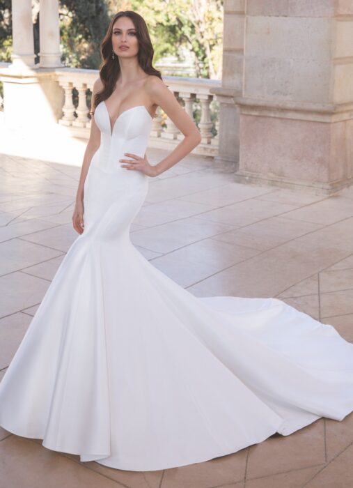 Trägerloses Fit and Flare-Brautkleid im Clean Chic von Elysée, Modell Toussaint