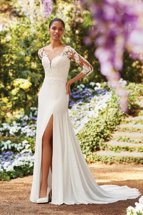 Fit-and-Flare-Brautkleid mit Spitze, Beinschlitz, Dreiviertelärmeln und Tattoo-Effekt von Sincerity, Modell 44162