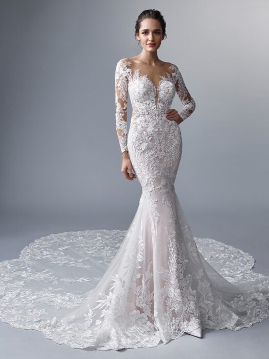 Langärmeliges Brautkleid mit Spitze, tiefem Rücken und Schleppe von Elysée Atelier, Modell Louveciennes