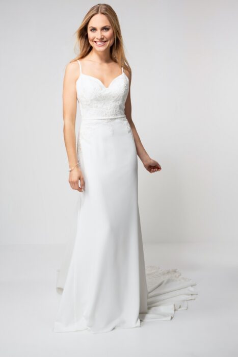 Fit-and-Flare-Brautkleid mit herzförmigem Ausschnitt, Spaghettiträgern und Stickereien von Weise Be glam, Modell 337362
