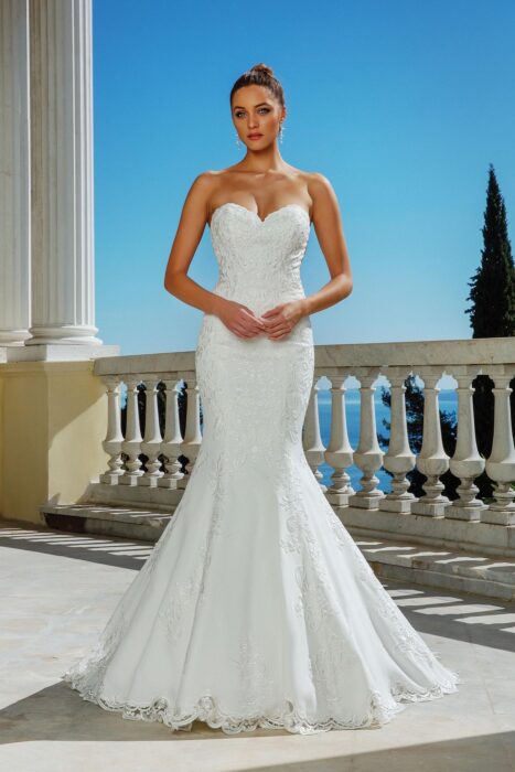 Fit-and-Flare-Brautkleid mit Spitze, Sweetheart-Ausschnitt und Schleppe, trägerlos oder mit U-Boot-Ausschnitt und halbem Arm, von Justin Alexander, Modell 88114