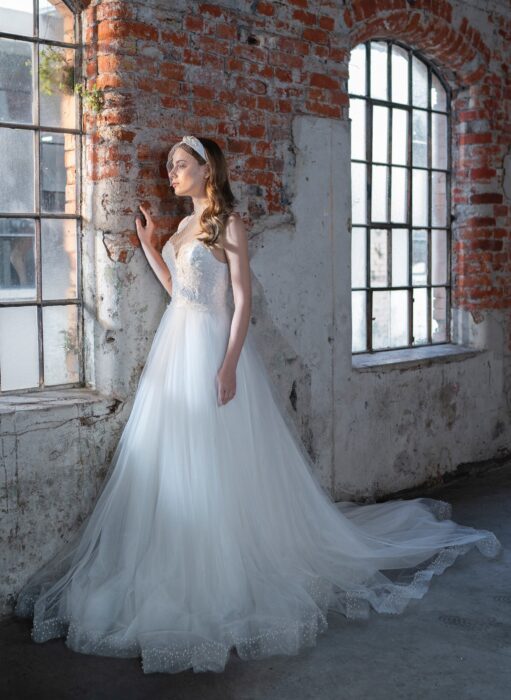 Prinzess-Brautkleid mit Sweetheart-Ausschnitt und Tüllrock von Emine Yildirim, Modell 9034
