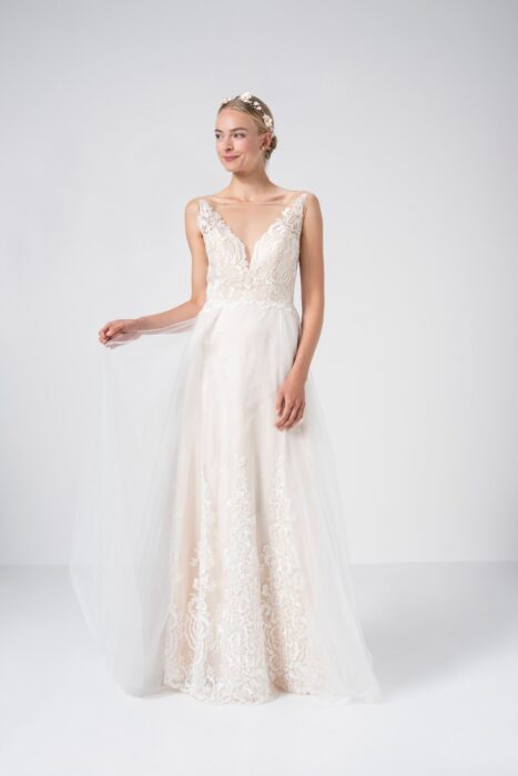 Puderfarbenes Brautkleid in A-Linie mit 3D-Spitze und Plunge-Ausschnitt von Weise Be True, Modell 337952