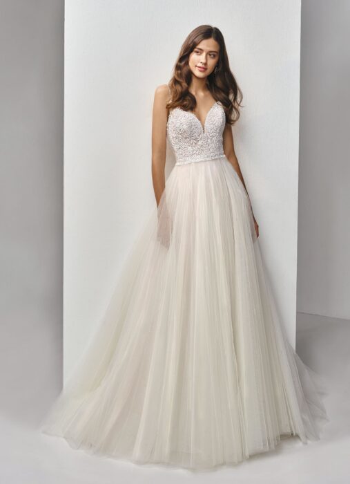 Brautkleid mit Spitzentop und Tüllrock von Beautiful Bridal, Modell BT19-16