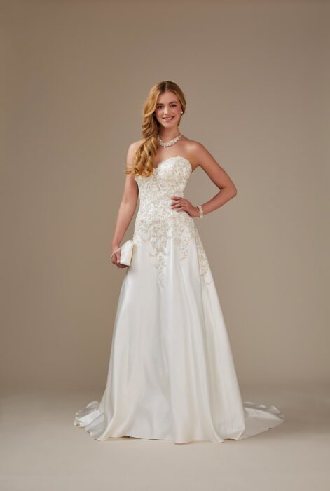 Trägerloses Brautkleid mit Stickerei aus Satin von Weise, Modell 336892