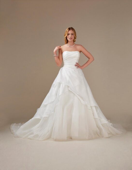 Schulterfreies Prinzessinnen-Brautkleid von Weise, Modell 336042