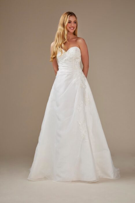 Trägerloses A-Linien Brautkleid mit Herzausschnitt und Stickerei von Weise, Modell 336702