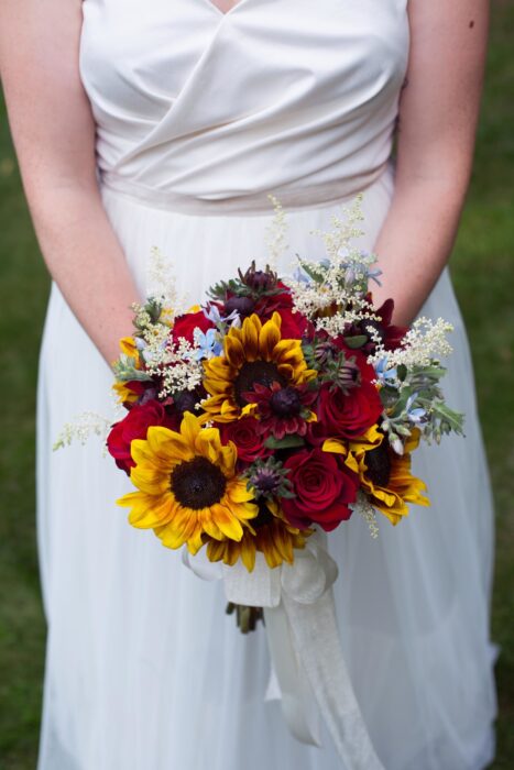 Brautstrauß mit Sonnenblumen