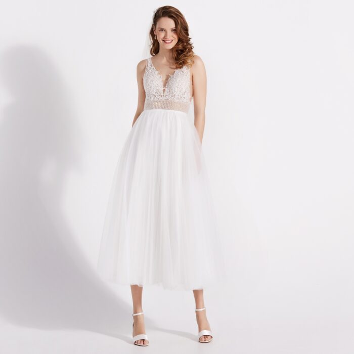 Boho-Brautkleid in Dreiviertellänge mit Tüllrock, transparentem Spitzentop und V-Ausschnitt von Diamonds by Lilly, Modell 08-4174-CRT