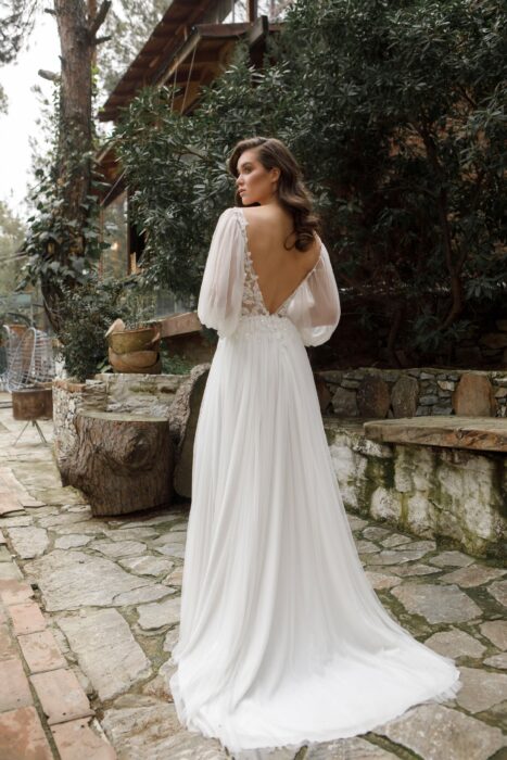 Hochzeitskleid in A-Linie mit Ballonärmeln von Emine Yildirim, Modell 3002