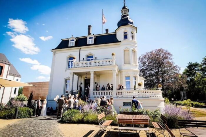Villa Raab GmbH & Co. KG