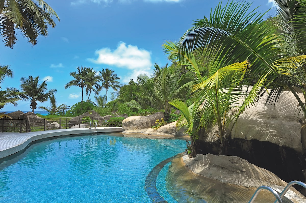 Pool des Luxushotel Constance Lemuria.