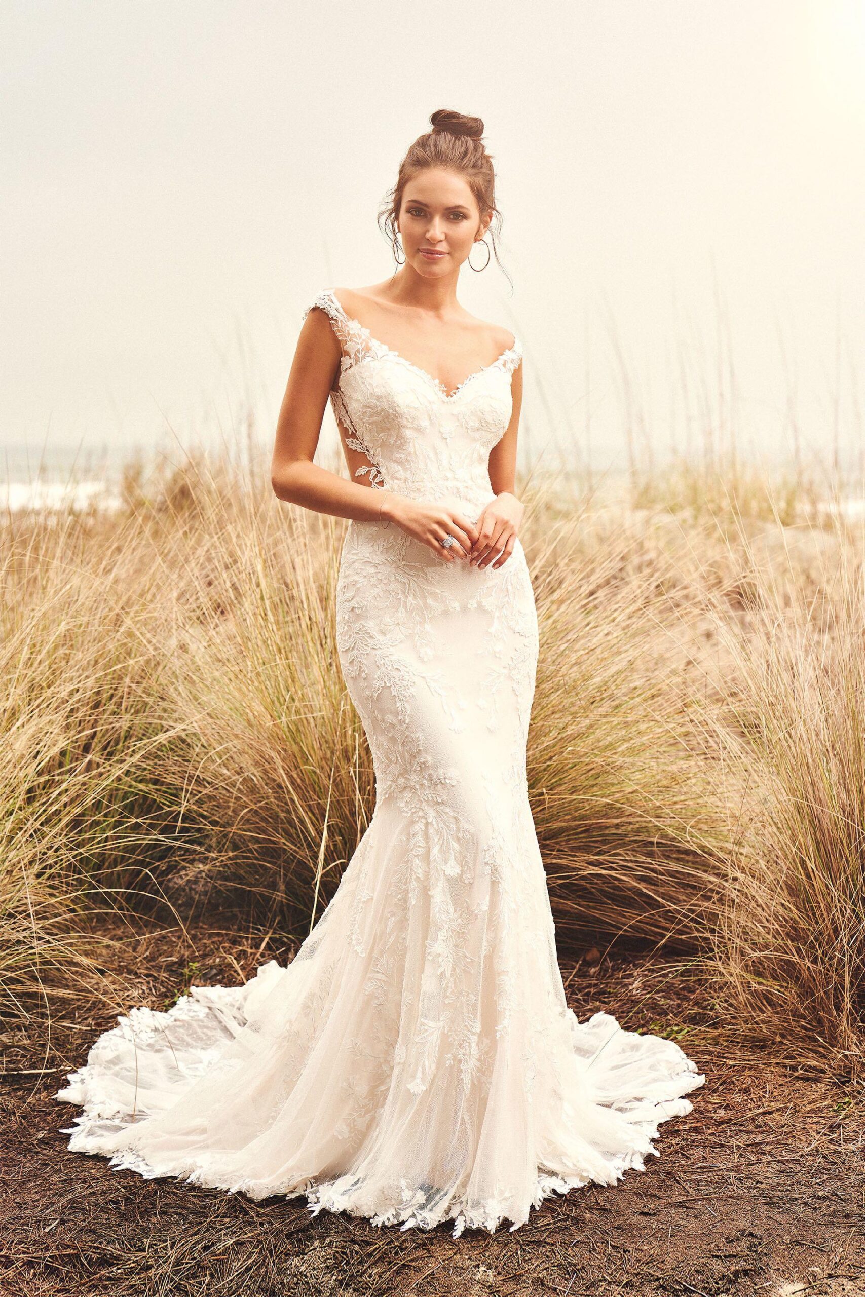 Fit-and-Flare-Brautkleid mit Spitze und Tattoo-Effekten von Lillian West, Modell 66104