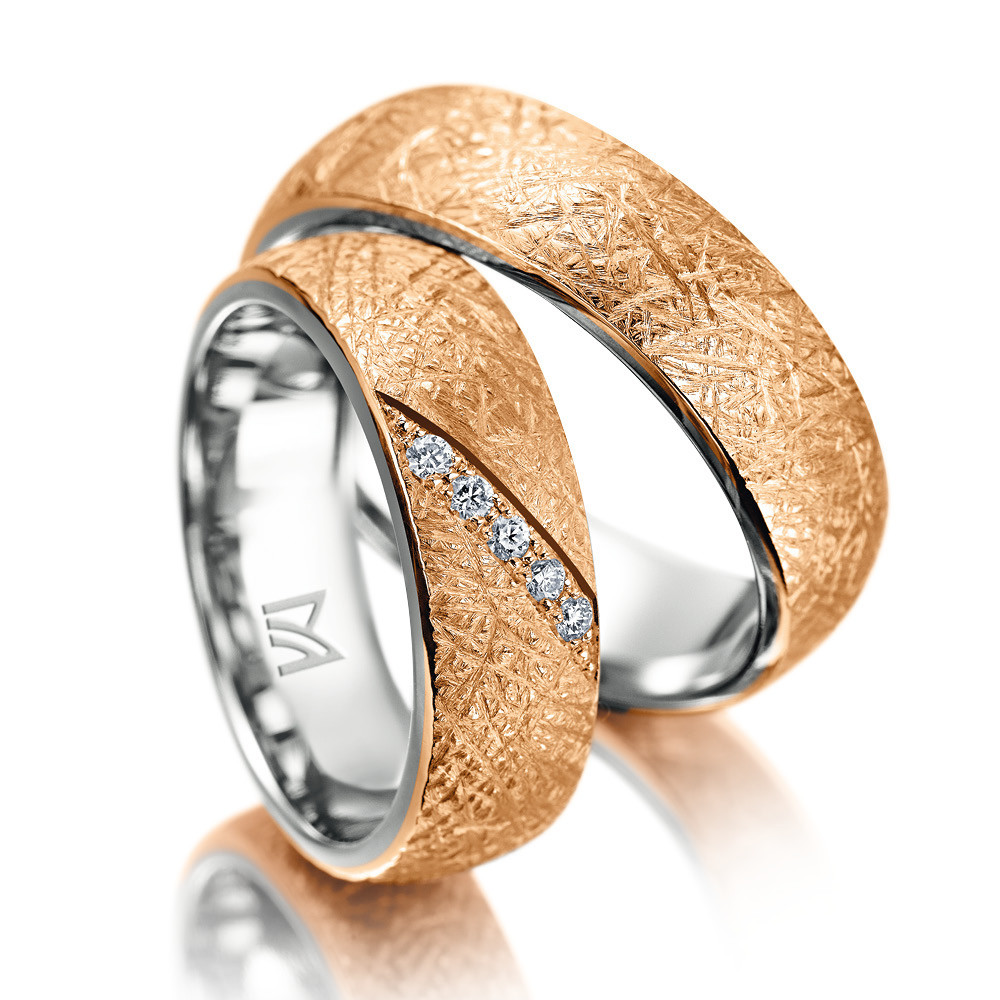 Meister Eheringe in Weiß- und Rotgold