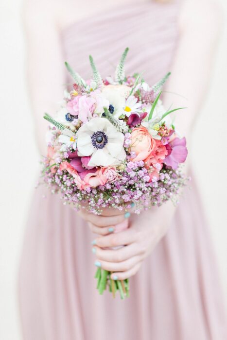 Blumenstrauß mit Anemonen