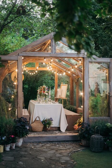 Lichterketten und dekorative Beleuchtung für die Hochzeit