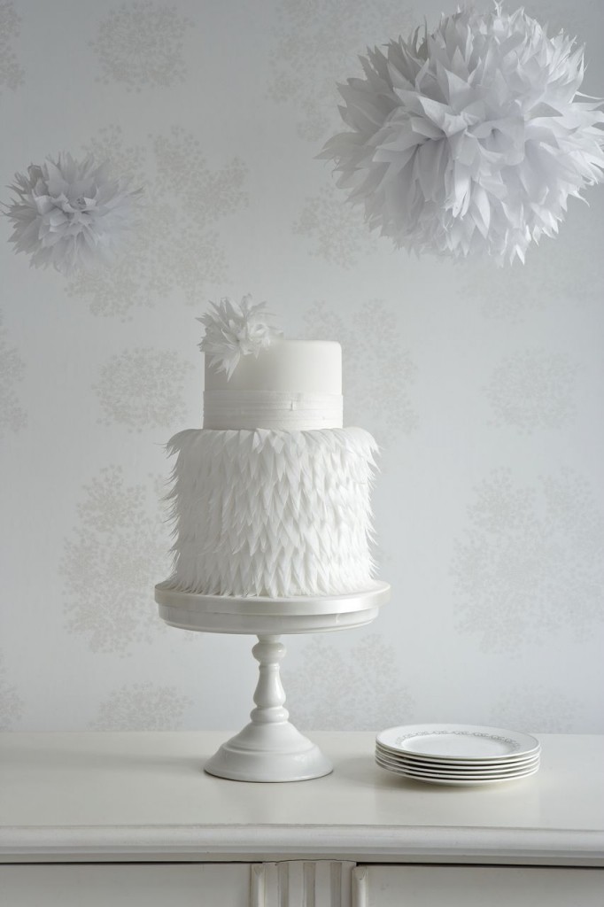 Hochzeitstorte in Weiß