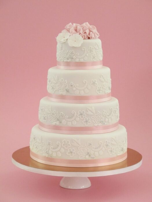 edle Hochzeitstorte