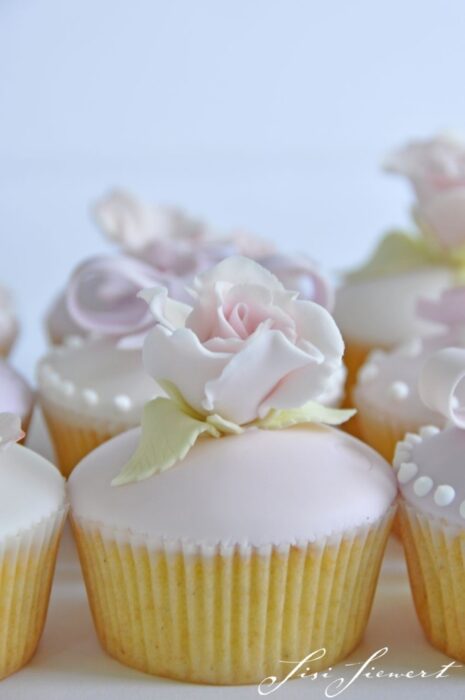 Zuckerbunt – Hochzeitstorte 05