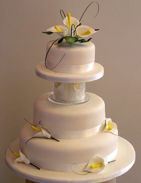 schlichte Hochzeitstorte