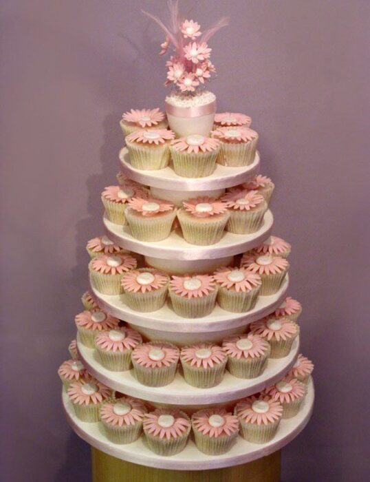 Hochzeitstorte aus Cupcakes