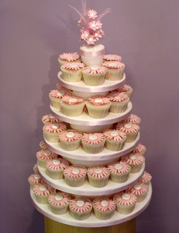Hochzeitstorte aus Cupcakes