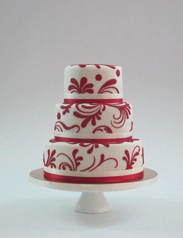 Hochzeitstorte in Pink und Weiß