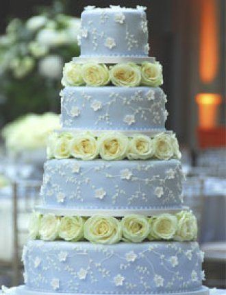 Hochzeitstorte in Blau